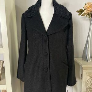 NWT Laundry by Shelli Segal Coat.